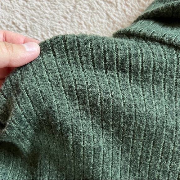 NWT Lush Oversized Turtleneck Knit‎ Sweater Women's Size S - Picture 6 of 7
